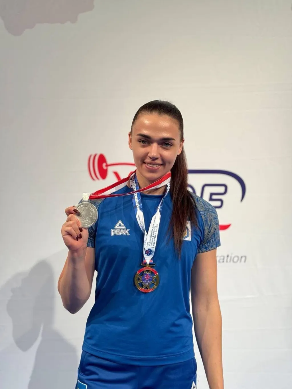 Дві спортсменки з Дніпропетровщини вибороли нагороди на чемпіонаті Європи з жиму лежачи