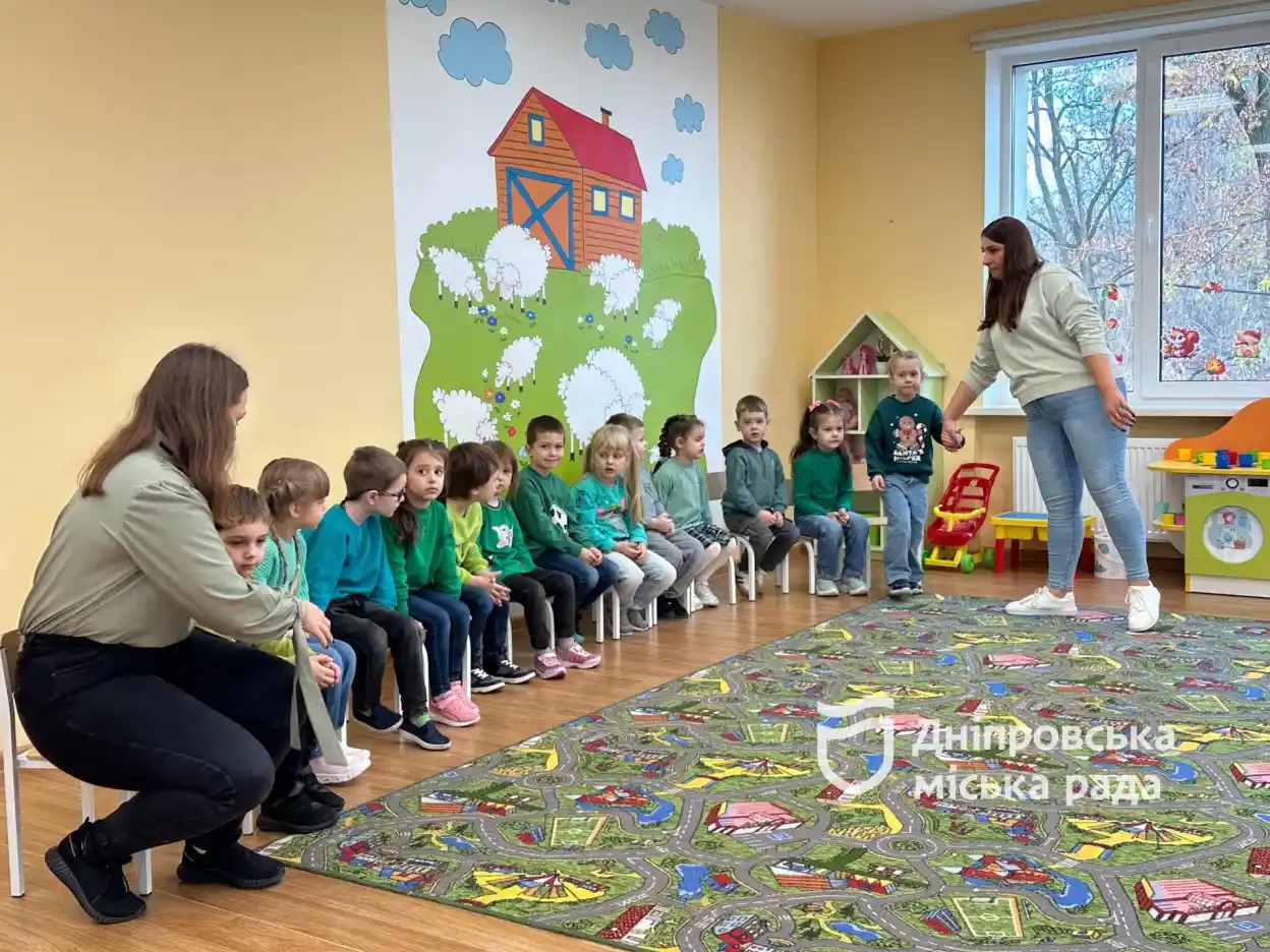 Музеї Дніпра поповнилися новими артефактами з фронту в межах проєкту «Розфарбуємо світ добром» Музеї Дніпра поповнилися новими артефактами з фронту в межах проєкту «Розфарбуємо світ добром»