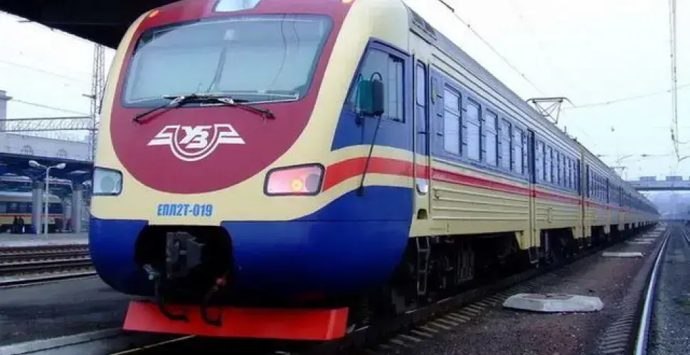 Обмеження руху кількох поїздів на Дніпропетровщині через обстріли Обмеження руху кількох поїздів на Дніпропетровщині через обстріли