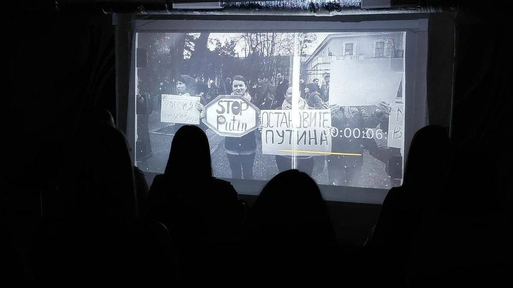 У Дніпрі презентували стрічку про незламність українського спротиву У Дніпрі презентували стрічку про незламність українського спротиву